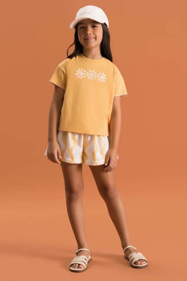 Conjunto Infantil Blusa Box em Algodão e Shorts Estampado com Lyocel