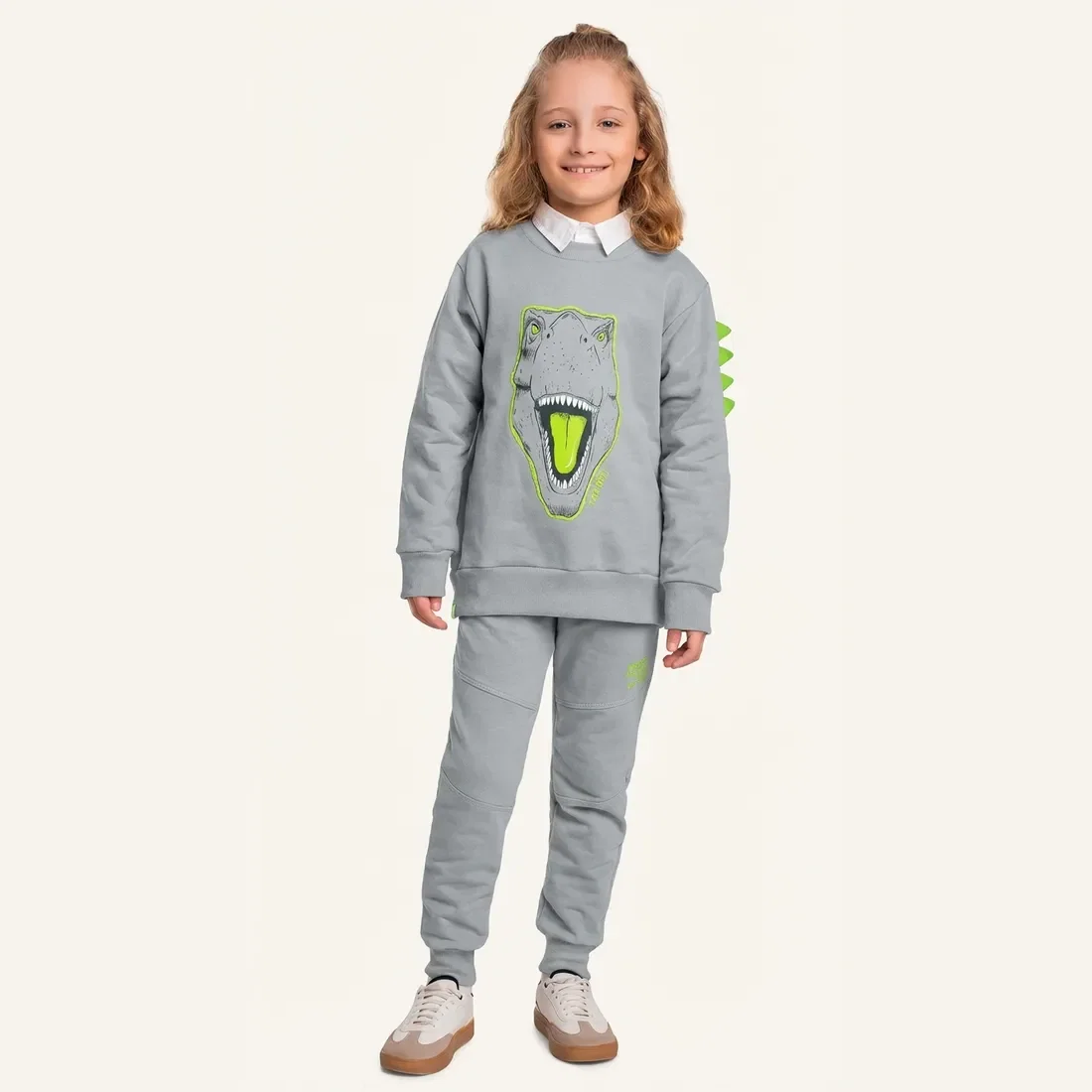 Conjunto blusão e calça em moletom dinossauro