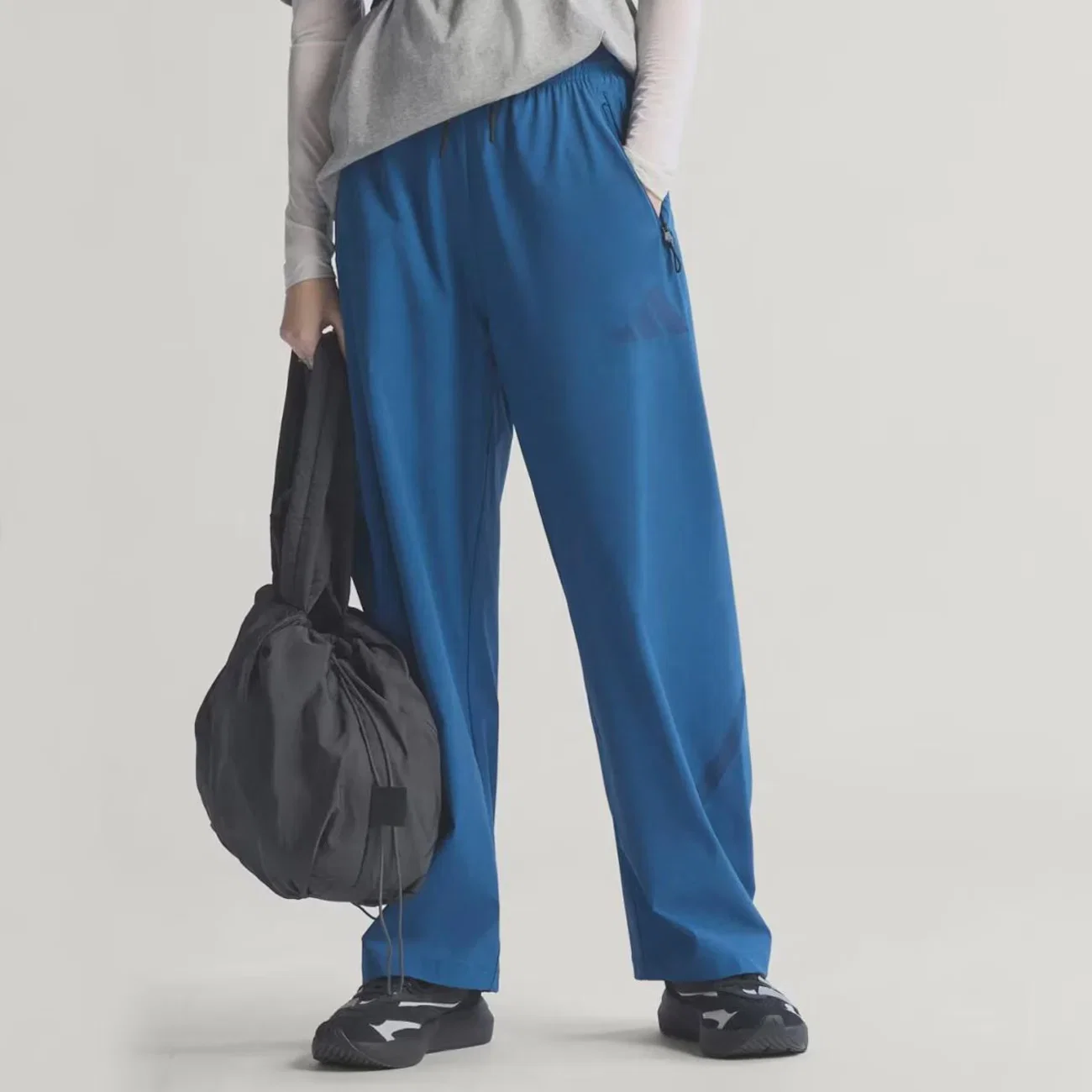 Calça Adidas W ZNE Feminina