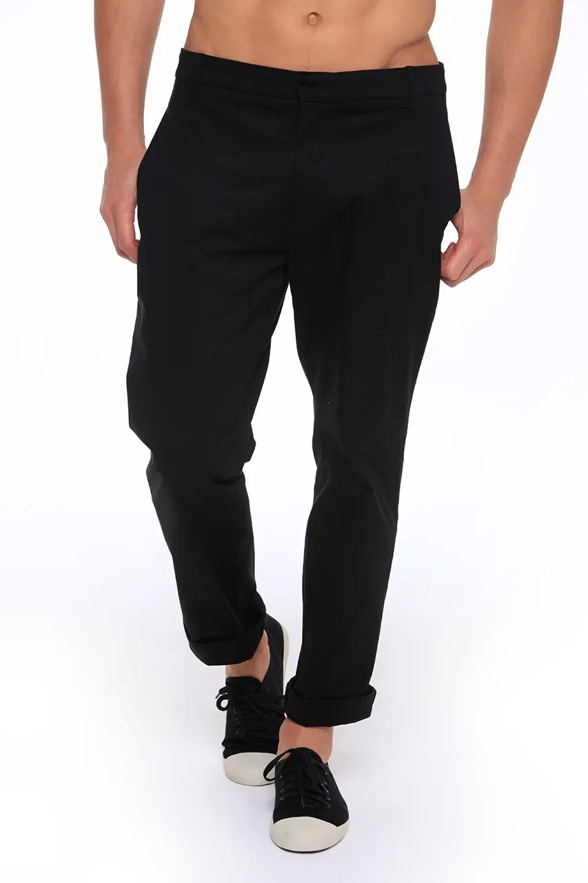 Calça Ae Latvia