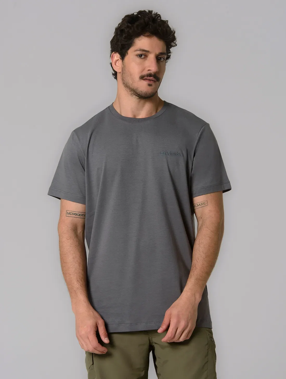 Camiseta Columbia Masculina Basica Bordado