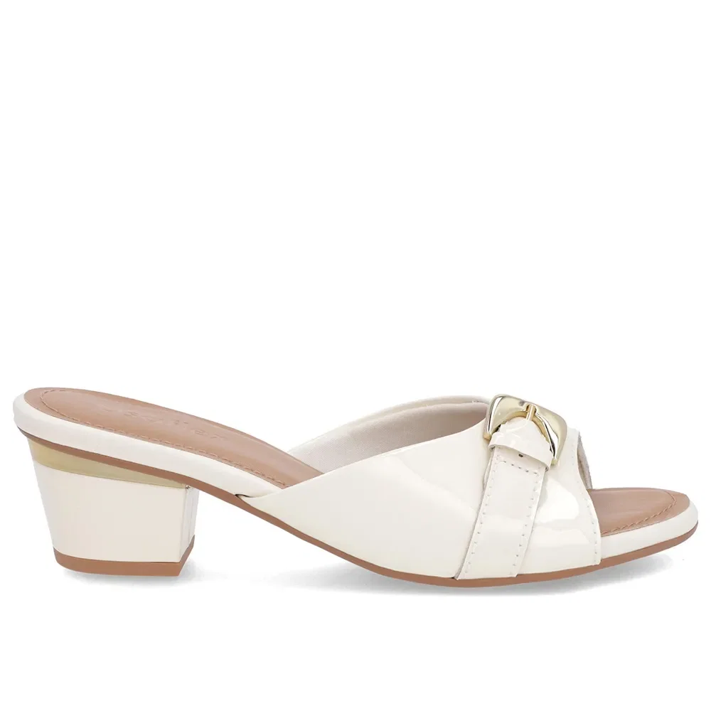 Tamanco Branco Marfim Couro Enfeite — imagem 1