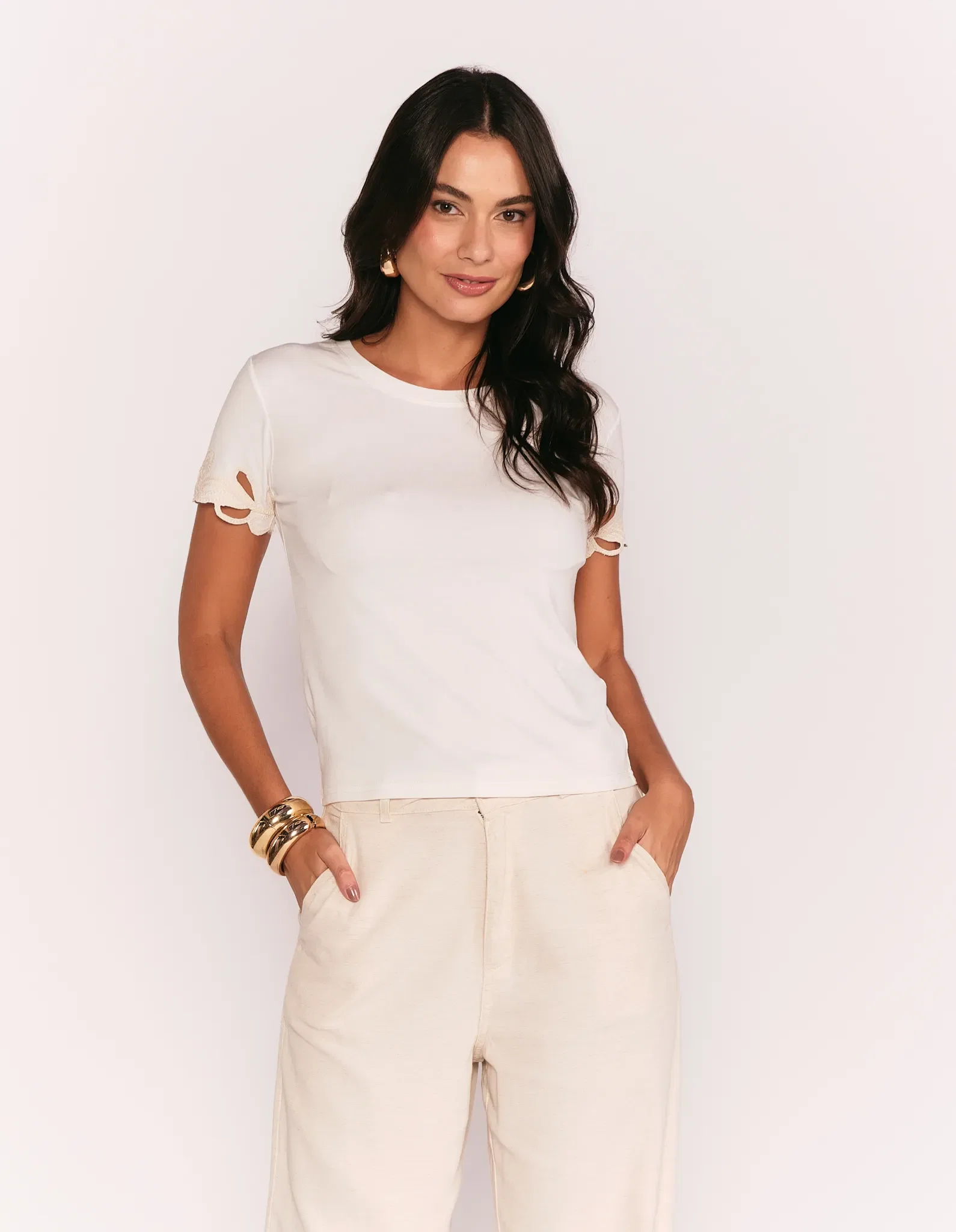 Blusa Bordada Arabesco Vazado Mangas - Branco