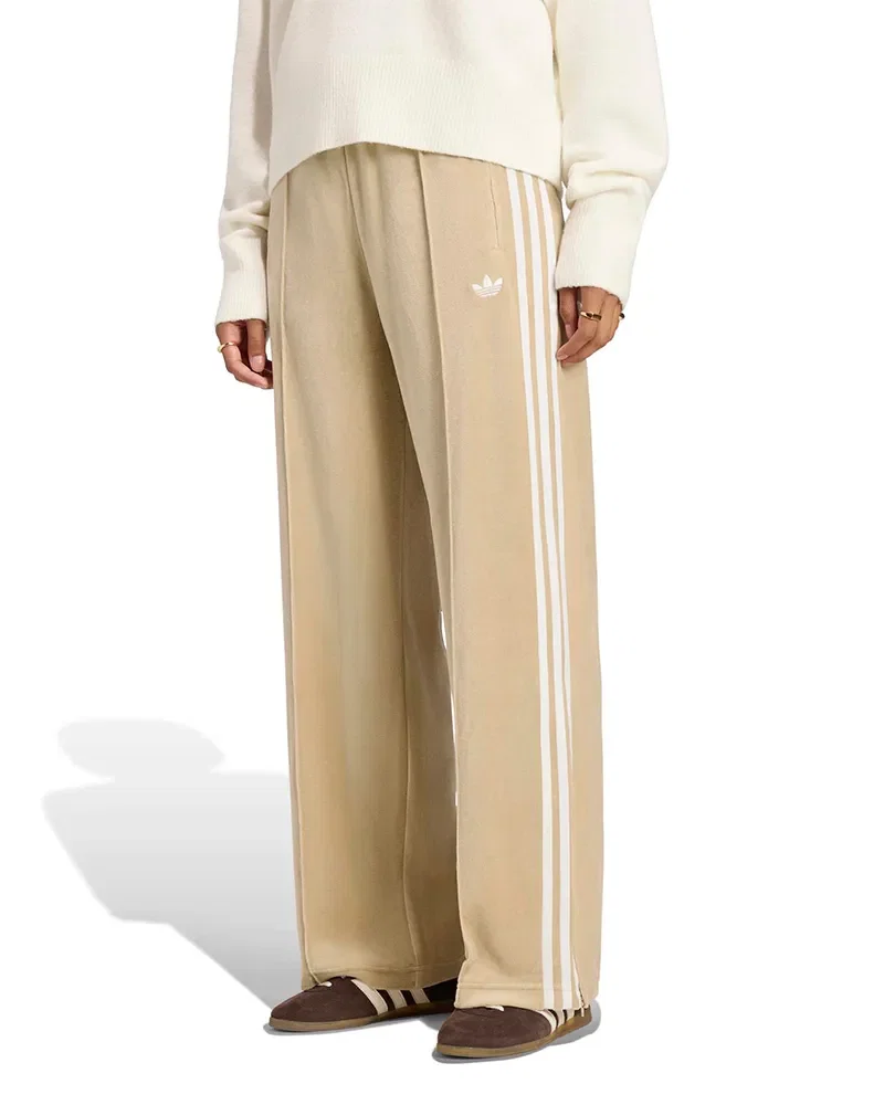 Calça Adidas Pleated Velour Feminina — imagem 1