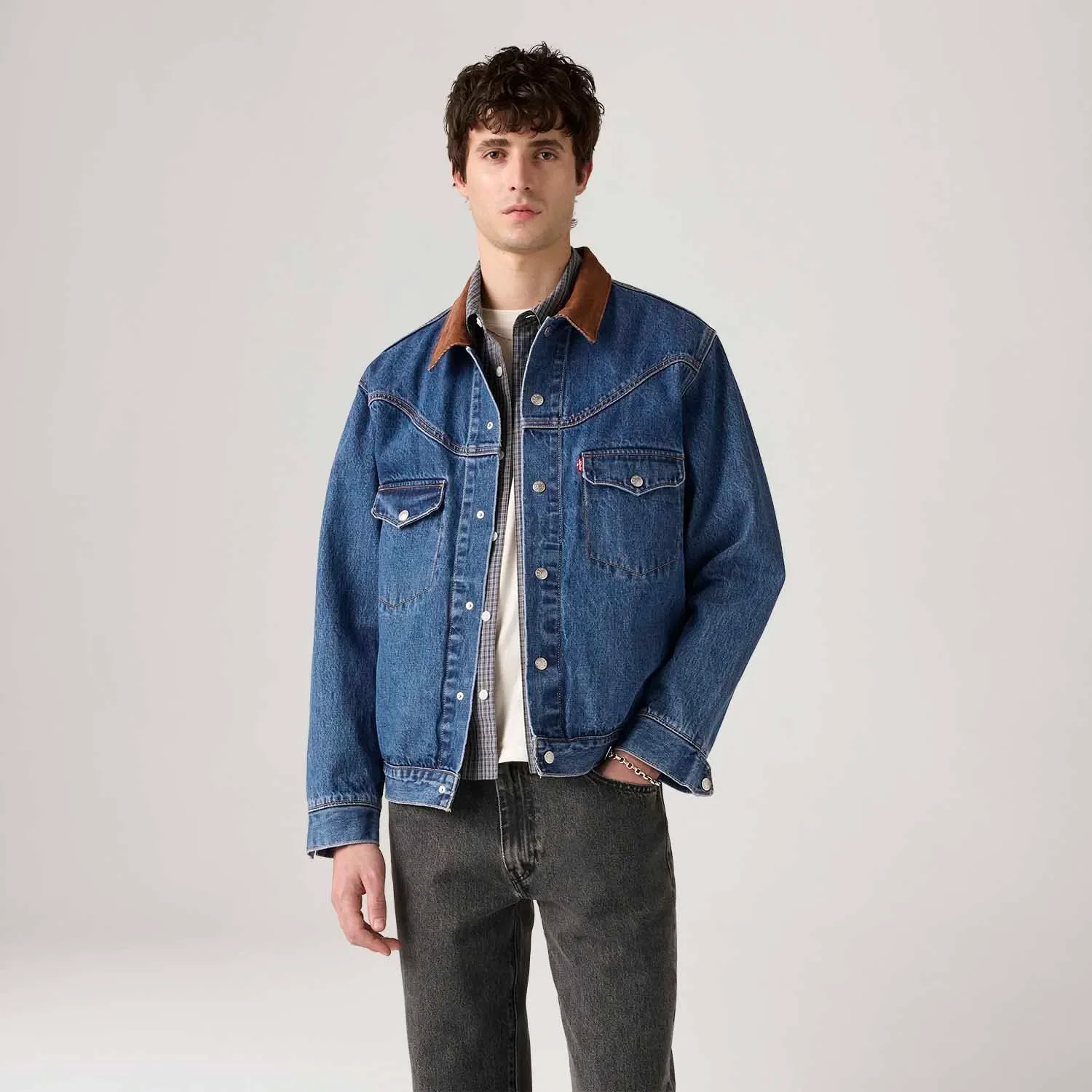 Jaqueta Jeans Levi's® Western Trucker Shorthorn Lavagem Escura — imagem 1