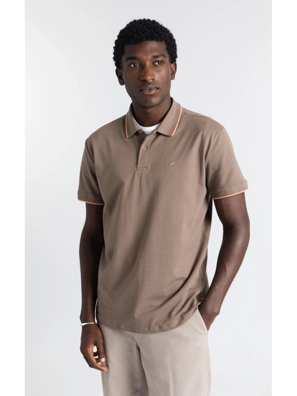 Polo Easa Bold Castor — imagem 1