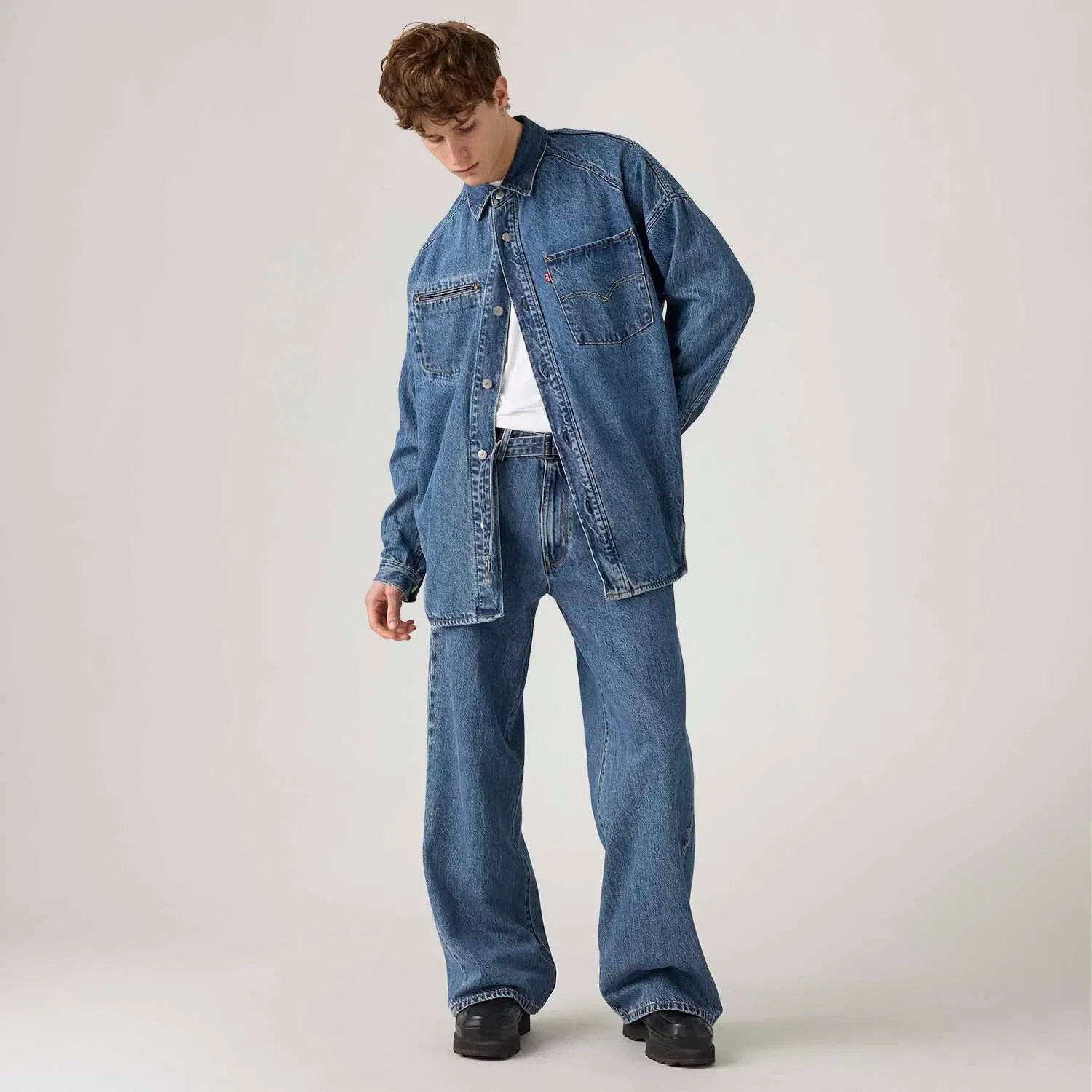 Calça Jeans Levi's® Twisted Baggy Lavagem Média — imagem 1