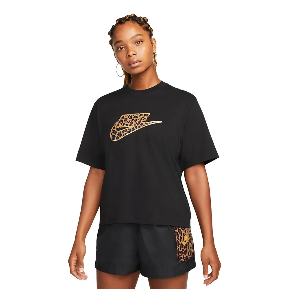 Camiseta Nike Boxy Feminina — imagem 1
