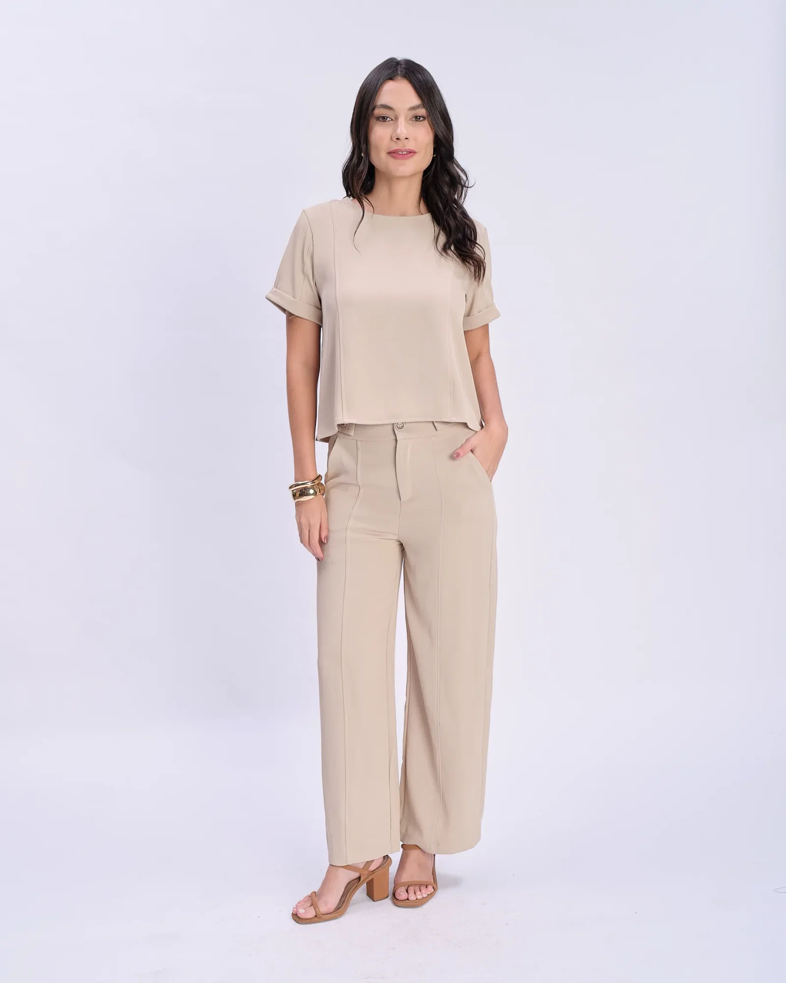 Calça Pantalona Recortes Detalhe Botões - Bege — imagem 1