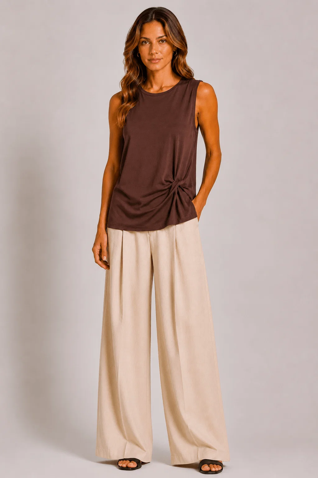 Blusa Sem Manga Amarração Lateral - Marrom — imagem 1