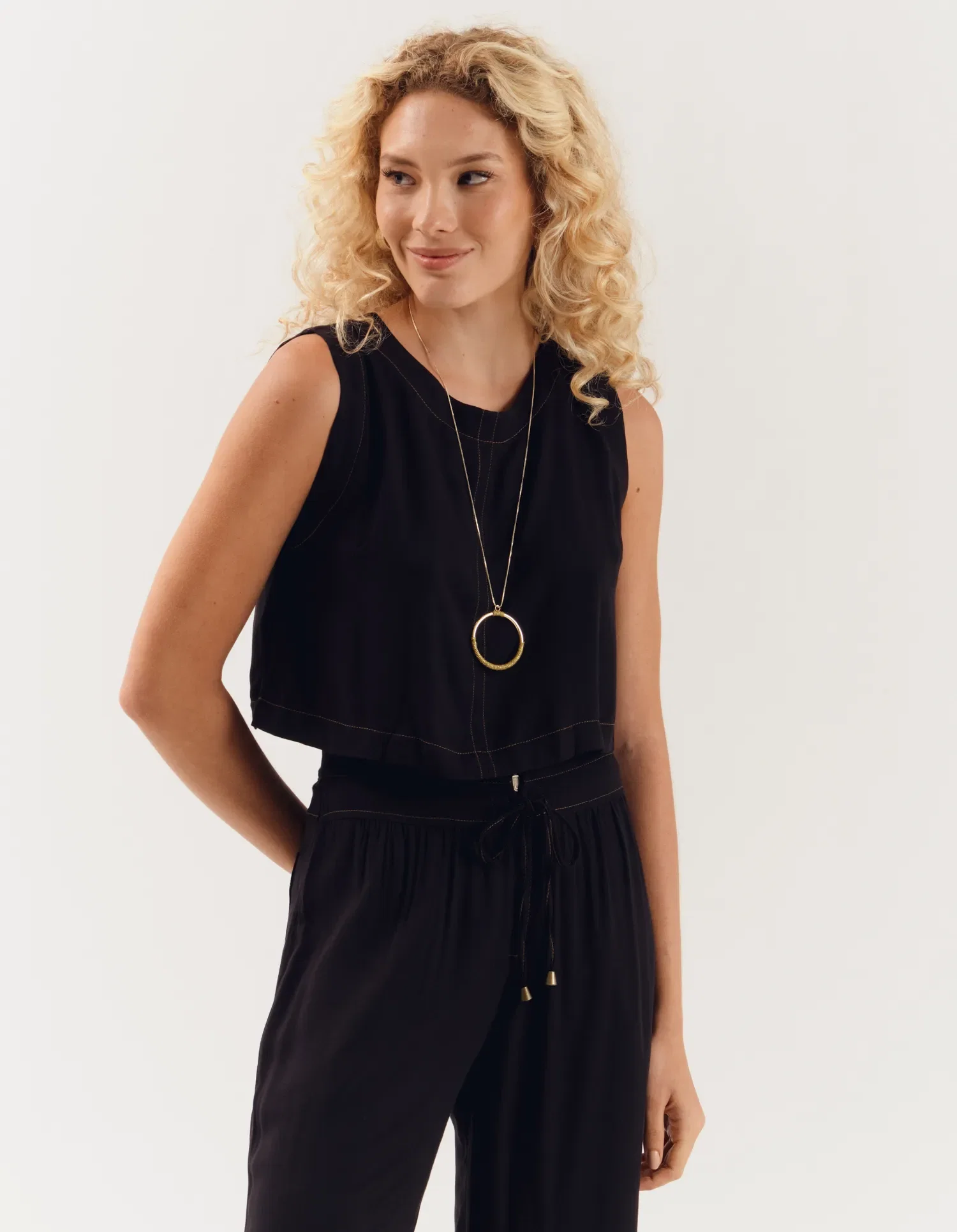 Blusa Recortes Twill - Preto