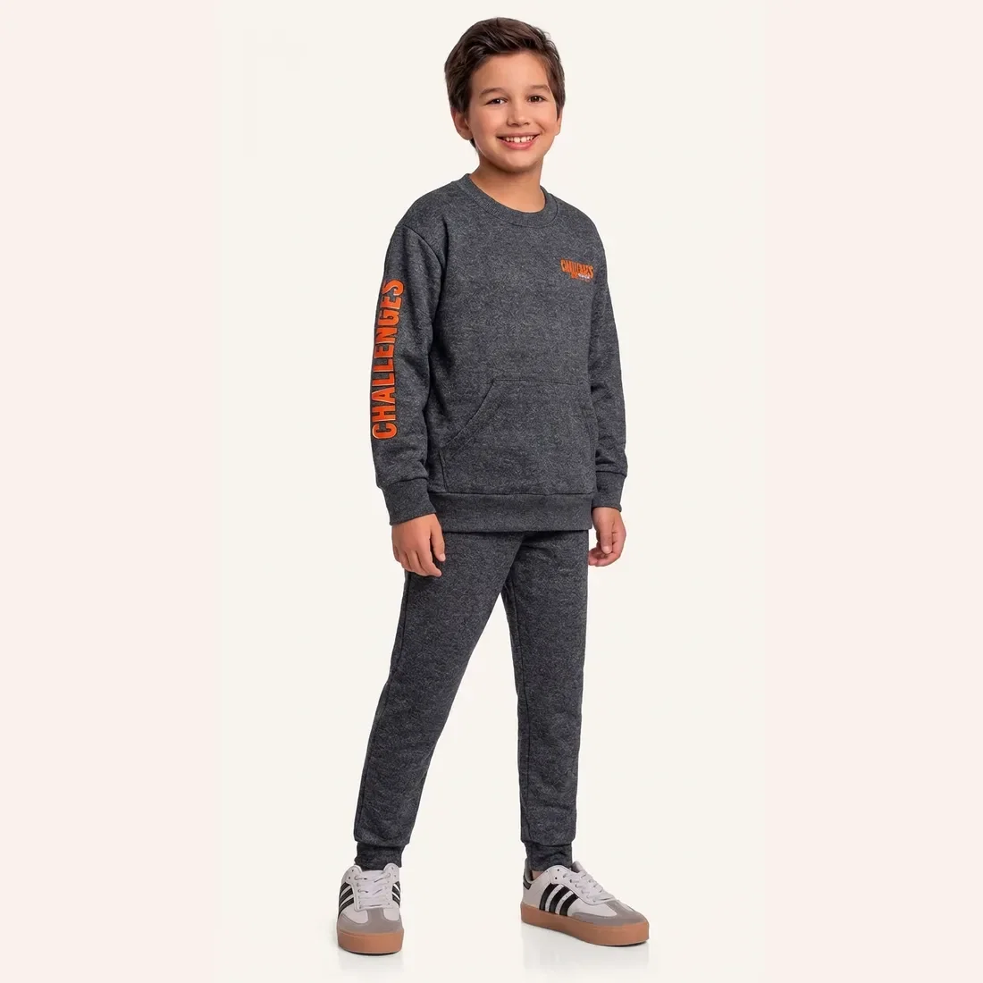 Conjunto blusão e calça em moletom molinê challenges — imagem 1