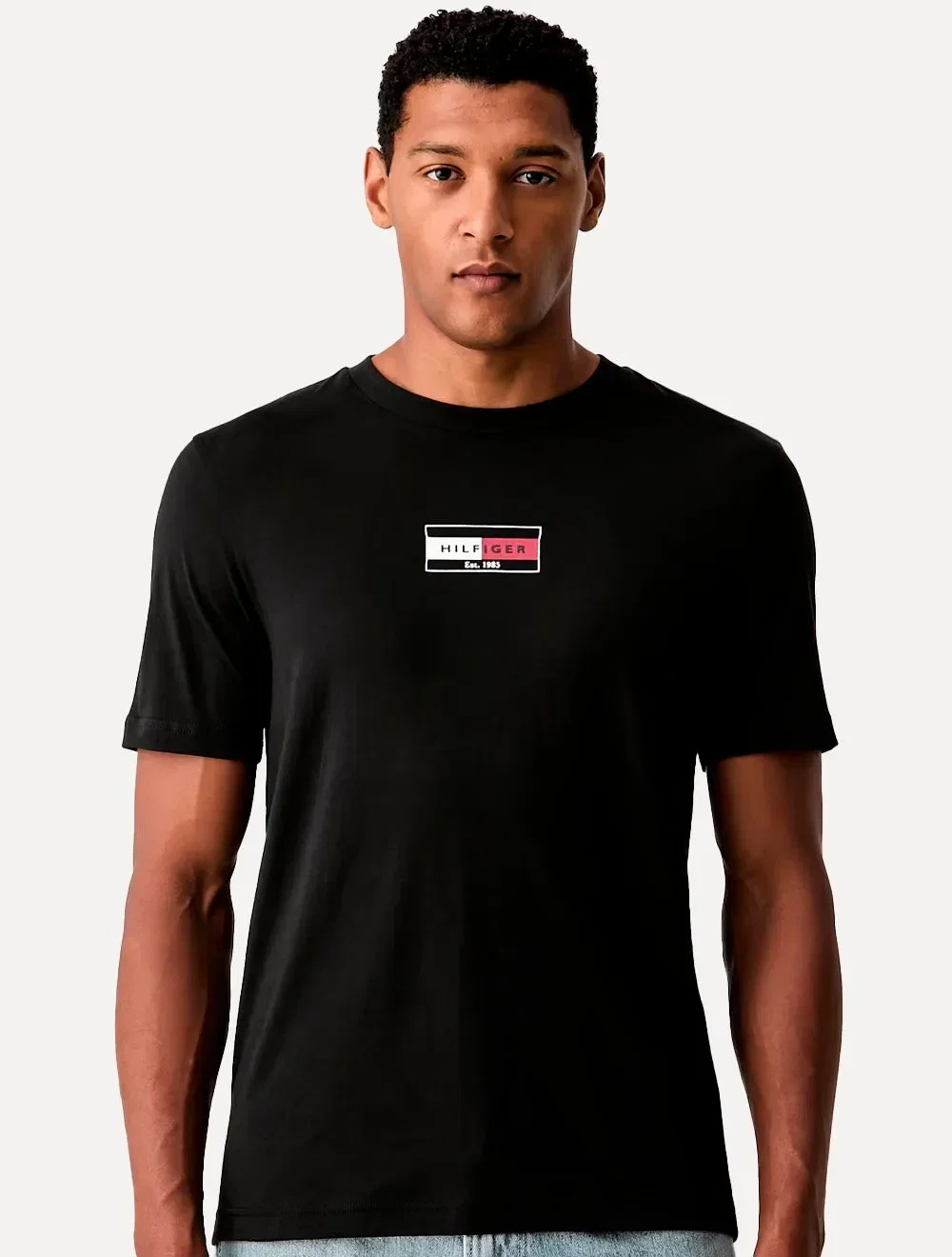 Camiseta Tommy Hilfiger Masculina Flag Small Box Preta