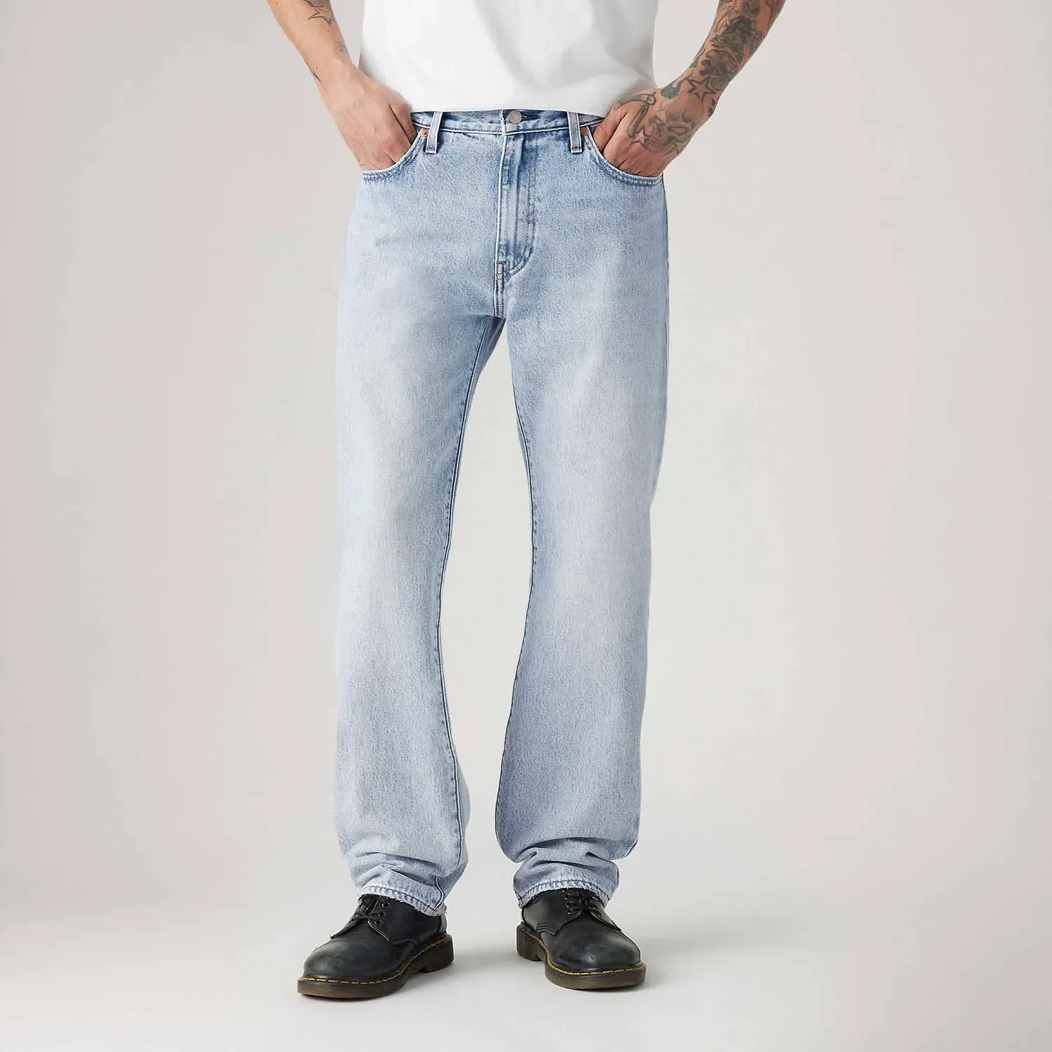Calça Jeans Levi's® 555® Relaxed Straight Lavagem Clara — imagem 1