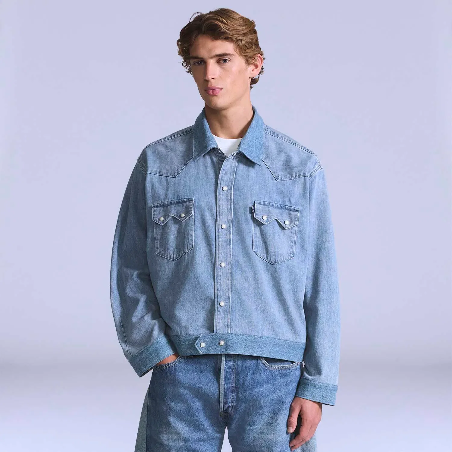 Jaqueta Jeans Levi's® Blue Tab Customized Sawtooth Lavagem Clara — imagem 1