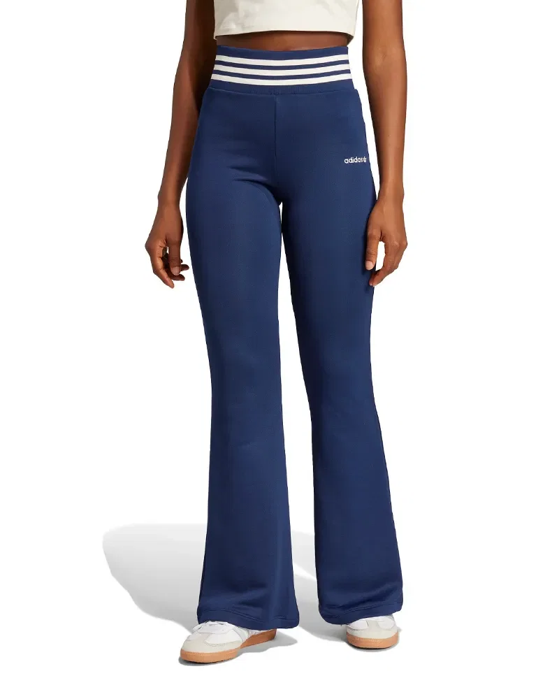 Calça Adidas moletom boca de sino Feminina — imagem 1
