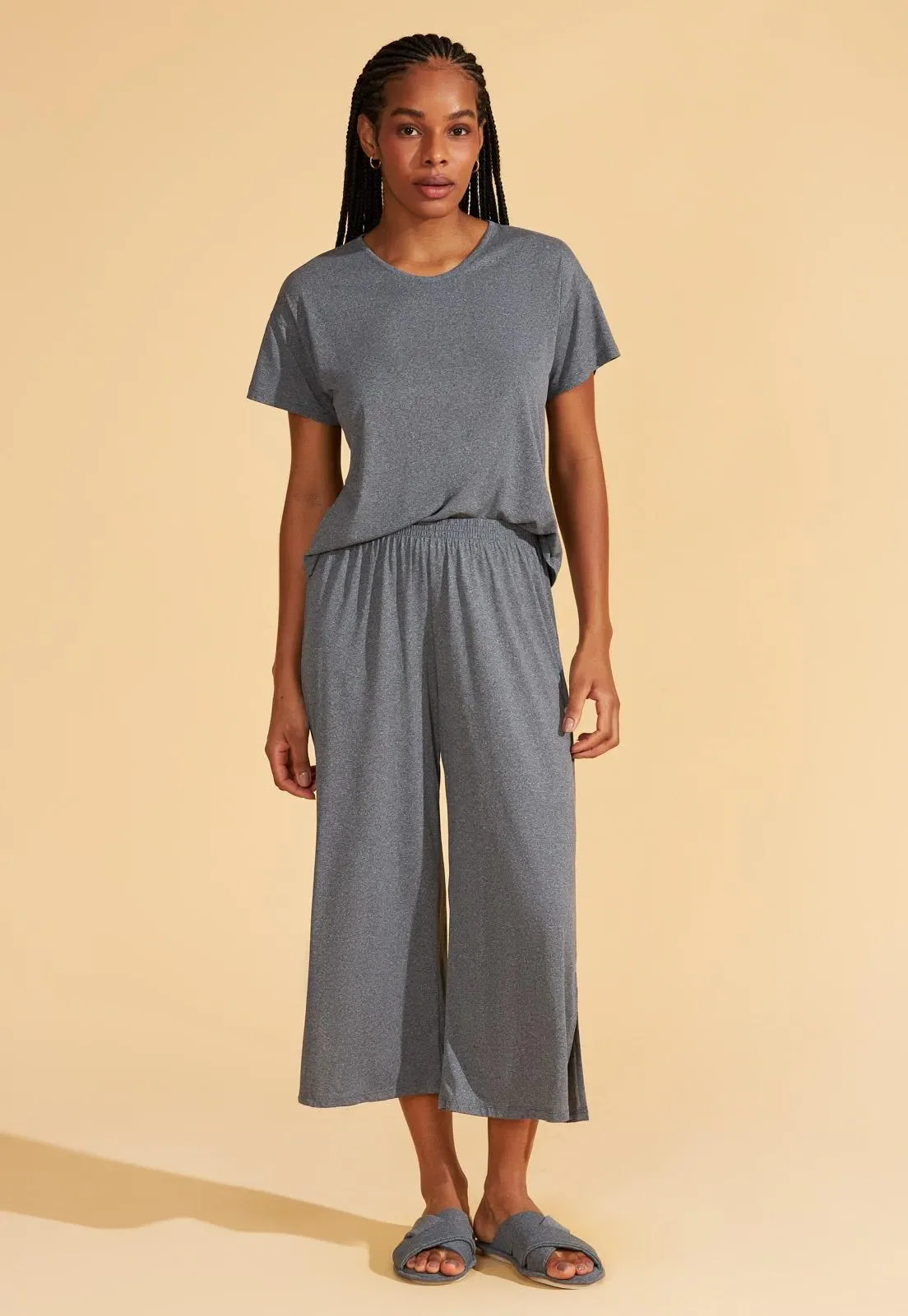 Pijama Manga Curta Com Calça Midi de Microdry Recco — imagem 1