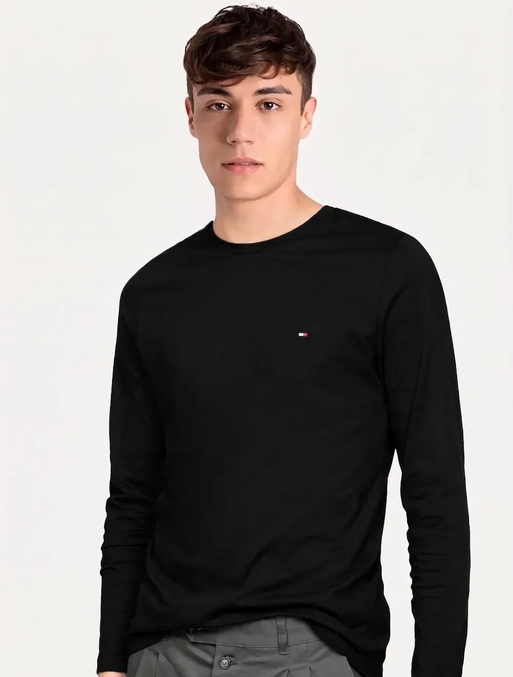 Camiseta Tommy Hilfiger Masculina Manga Longa Essential Tee Preta — imagem 1