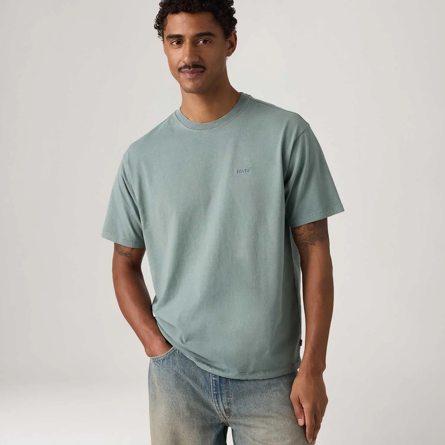 Camiseta Levi's® Red Tab Vintage Verde Claro Manga Curta — imagem 1