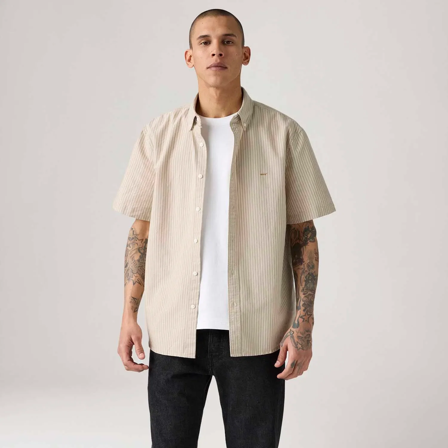 Camisa Levi's® Authentic Button Down Bege Manga Curta
