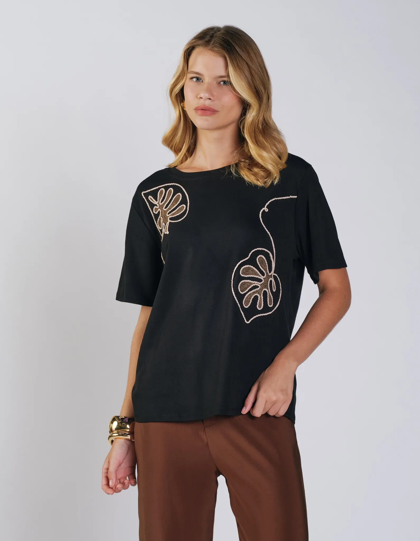 Blusa Bordado Cóstela de Adao - Preto — imagem 1