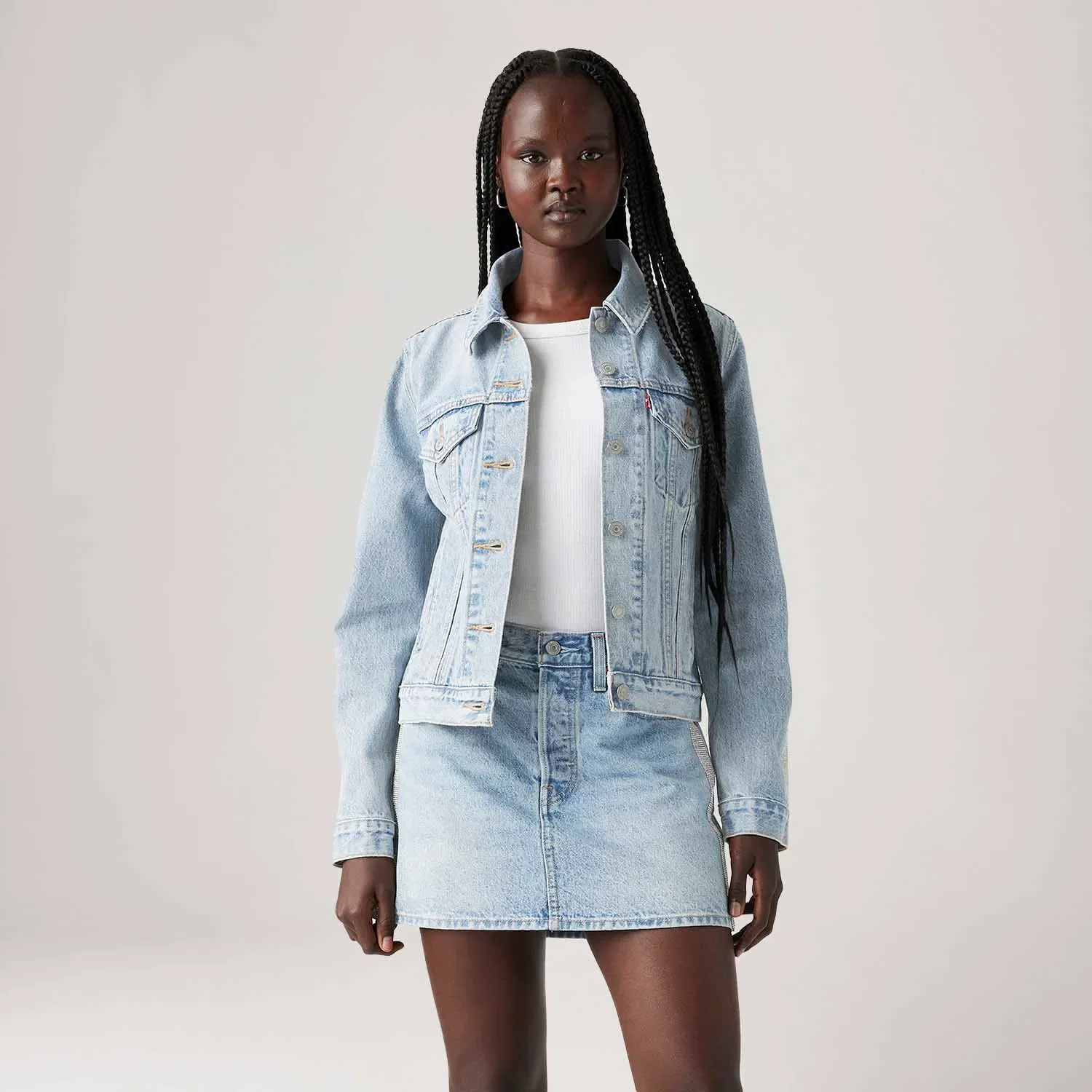 Jaqueta Jeans Levi's® Original Trucker com Strass Lavagem Clara — imagem 1