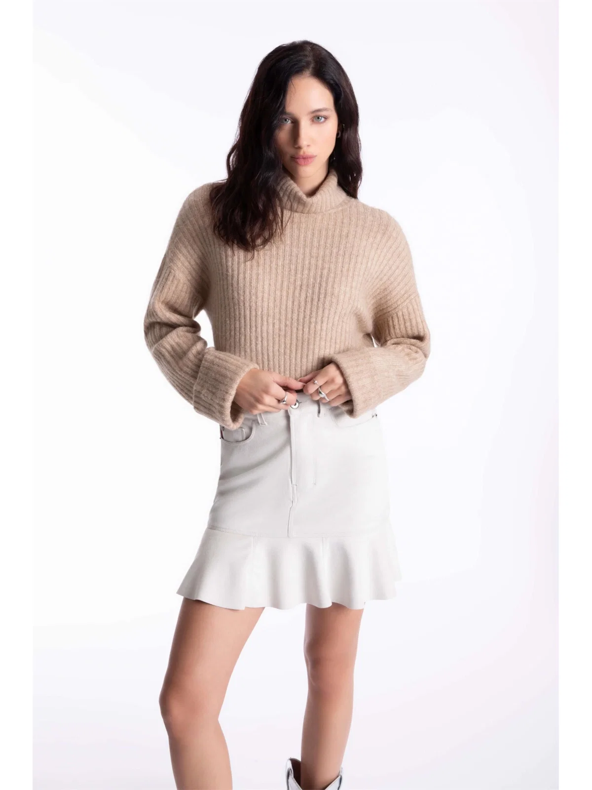 Tricot Wool Like Ribbed Turtleneck Husk