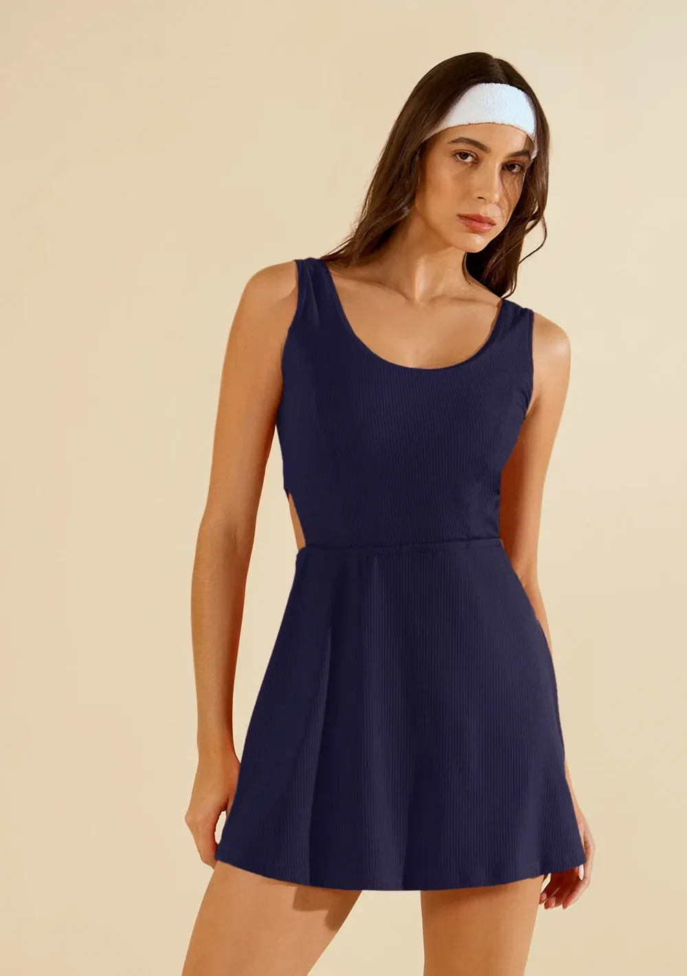 Vestido Morena Rosa Ajustado Decote Careca Sem Manga Curto Azul