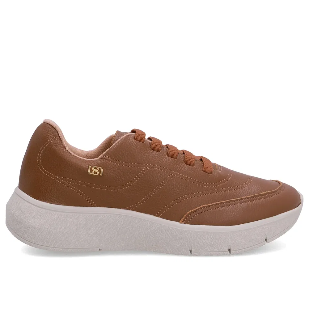 Tênis Slip On Marrom Couro Costura Enfeite