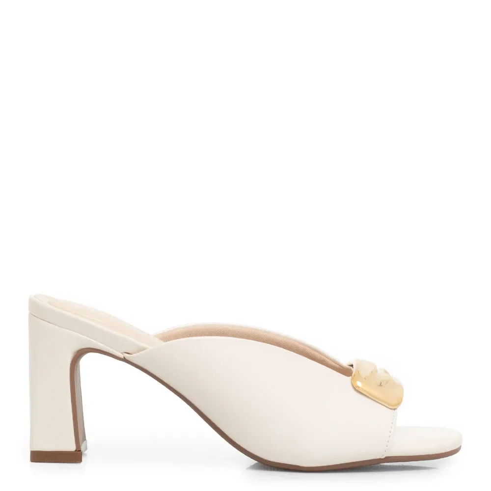 Tamanco Off White Enfeite