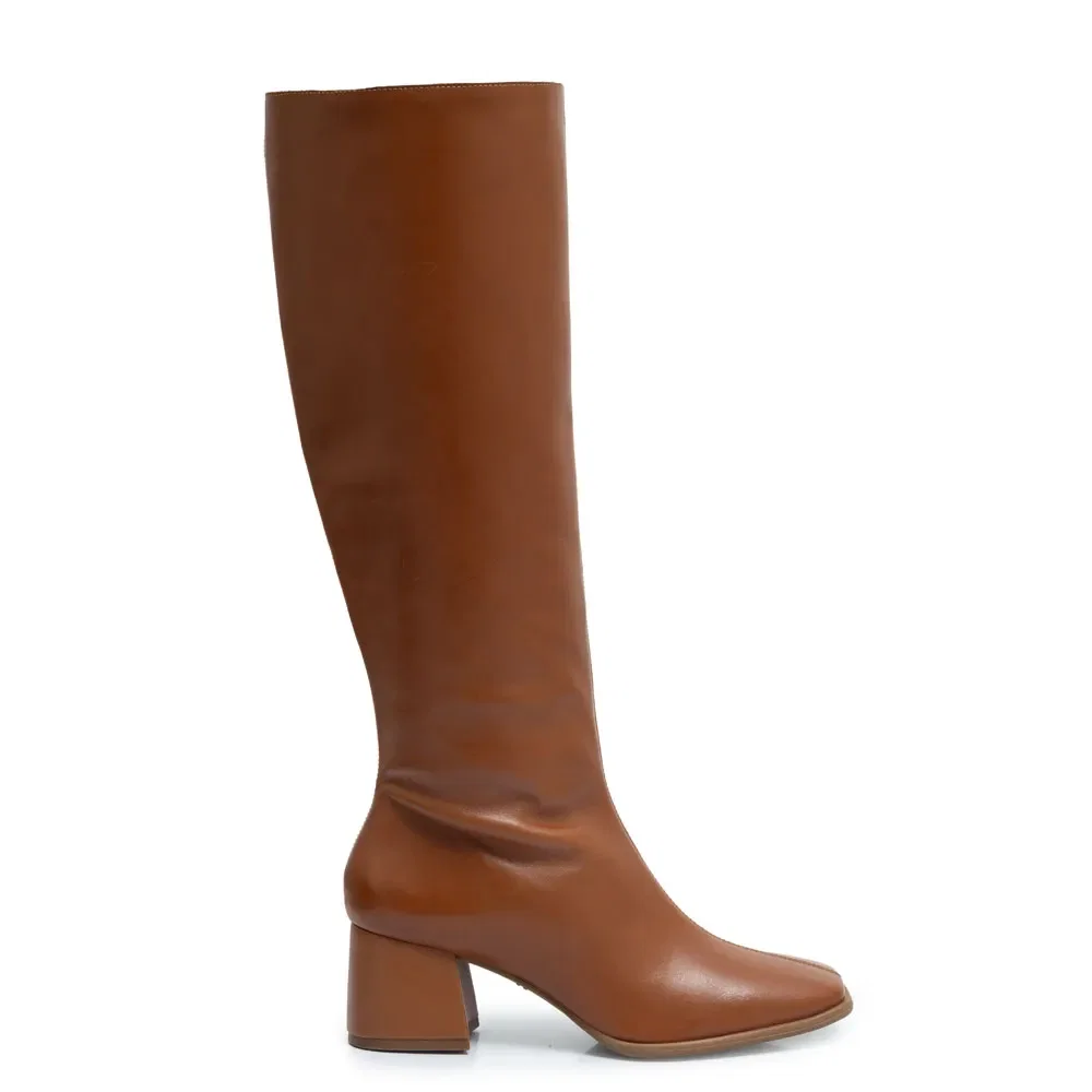 Bota Caramelo Couro Cano Longo