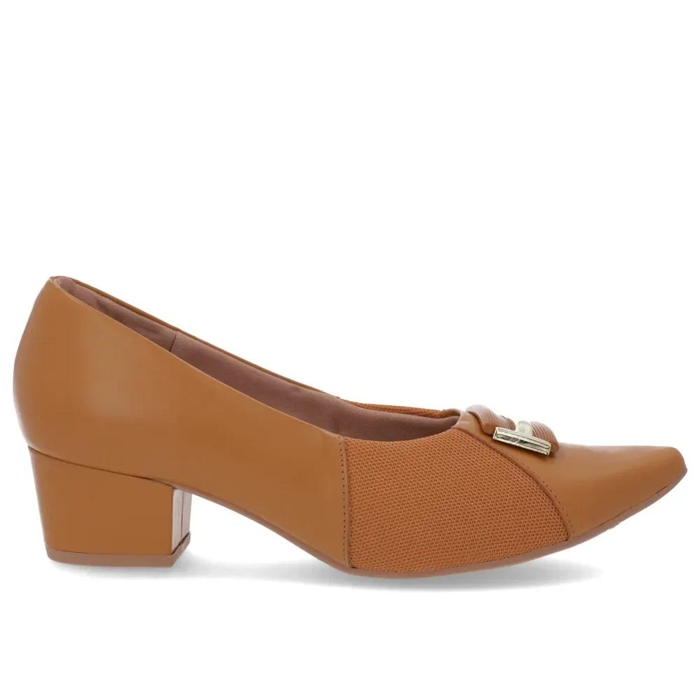 Scarpin Bico Fino Couro Marrom Detalhe Tecido — imagem 1