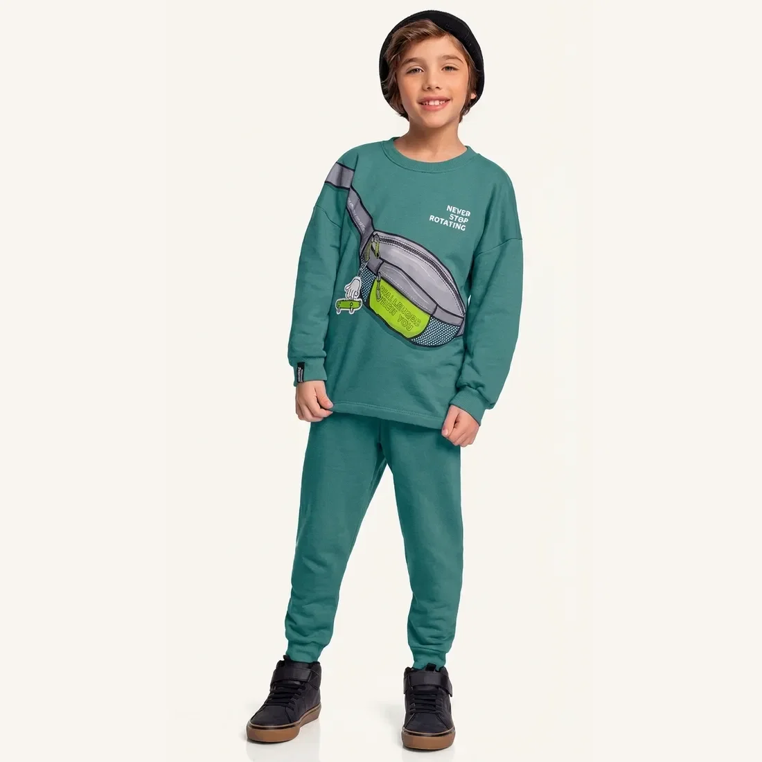 Conjunto blusão e calça em moletom pochete