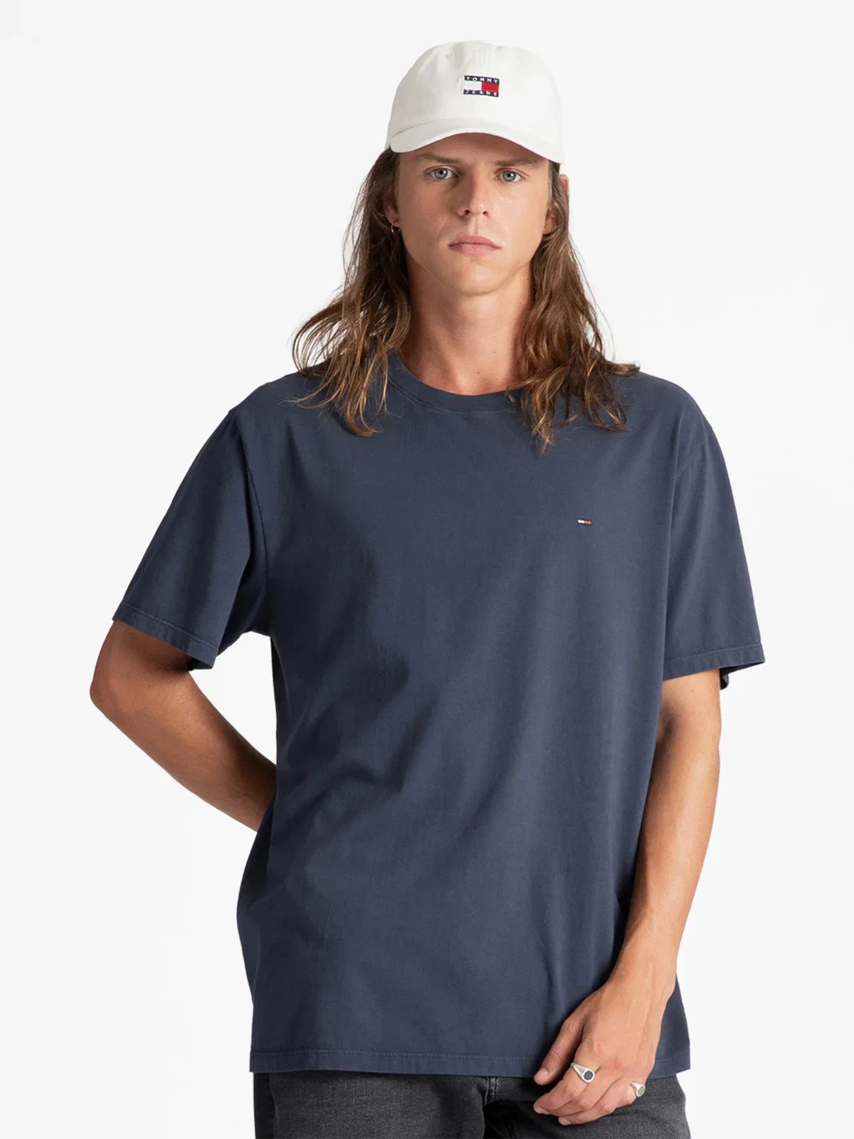 Camiseta Clássica Gola C TOMMY JEANS — imagem 1