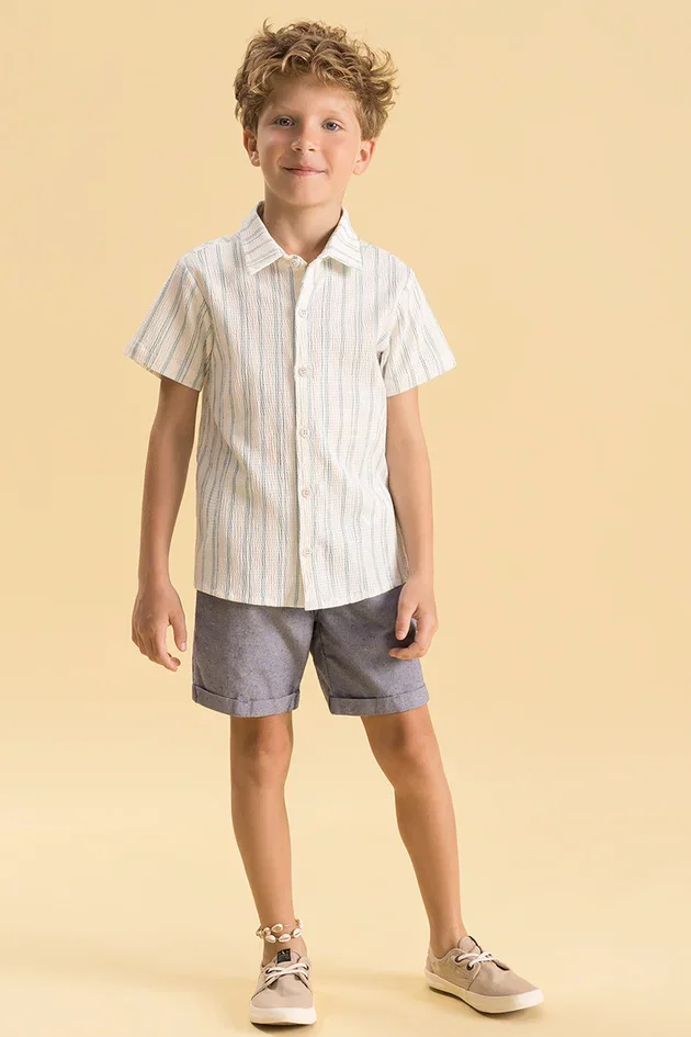 Camisa Infantil em Anaruga com Botões e Efeito Amarugado