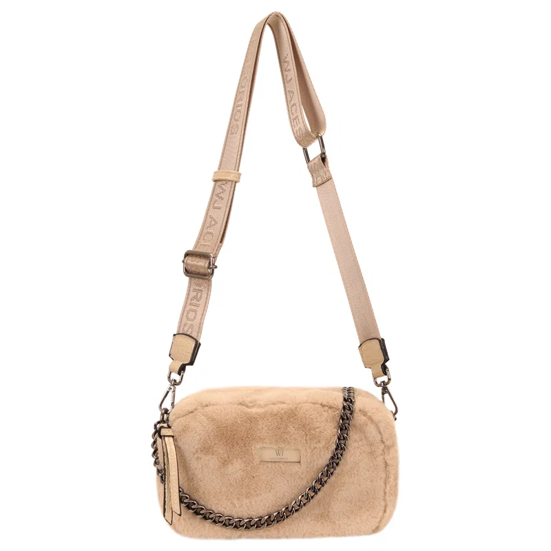 Bolsa Transversal Media Pelo Com Detalhe Corrente E Logo Resinado