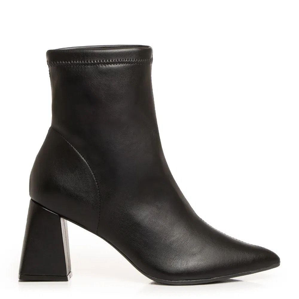 Ankle Boot Preta Calce Fácil