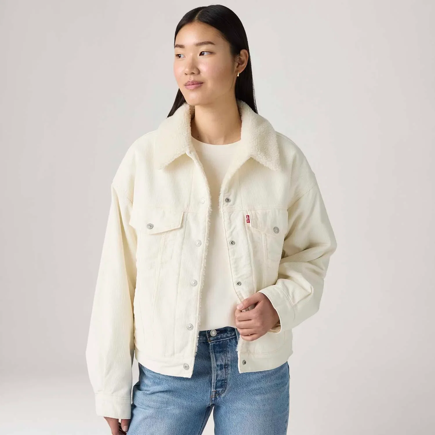Jaqueta Jeans Levi's® 90'S Sherpa Trucker Branca — imagem 1
