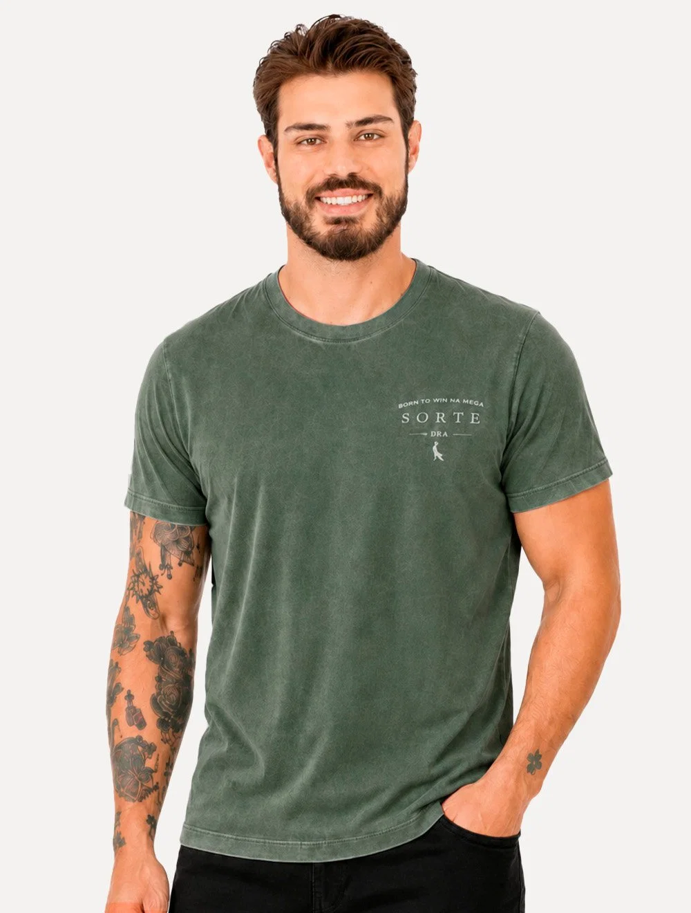 Camiseta Reserva Masculina Born To Win Na Mega Verde