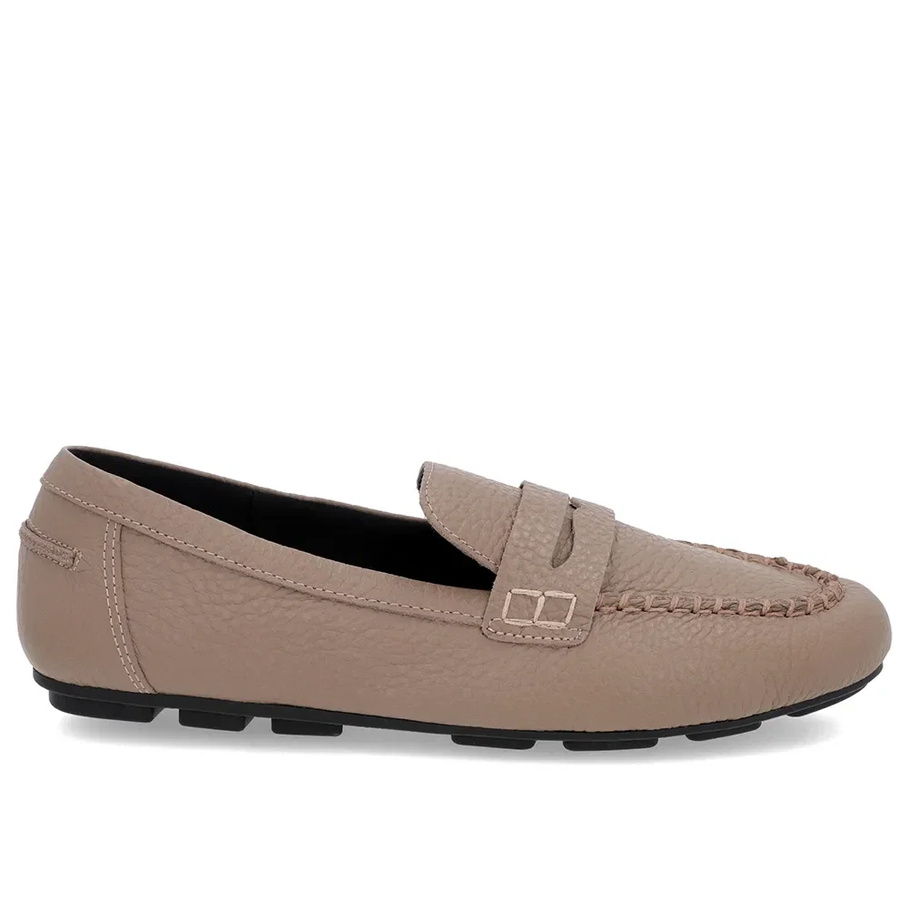 Loafer Marrom Claro Couro Costuras