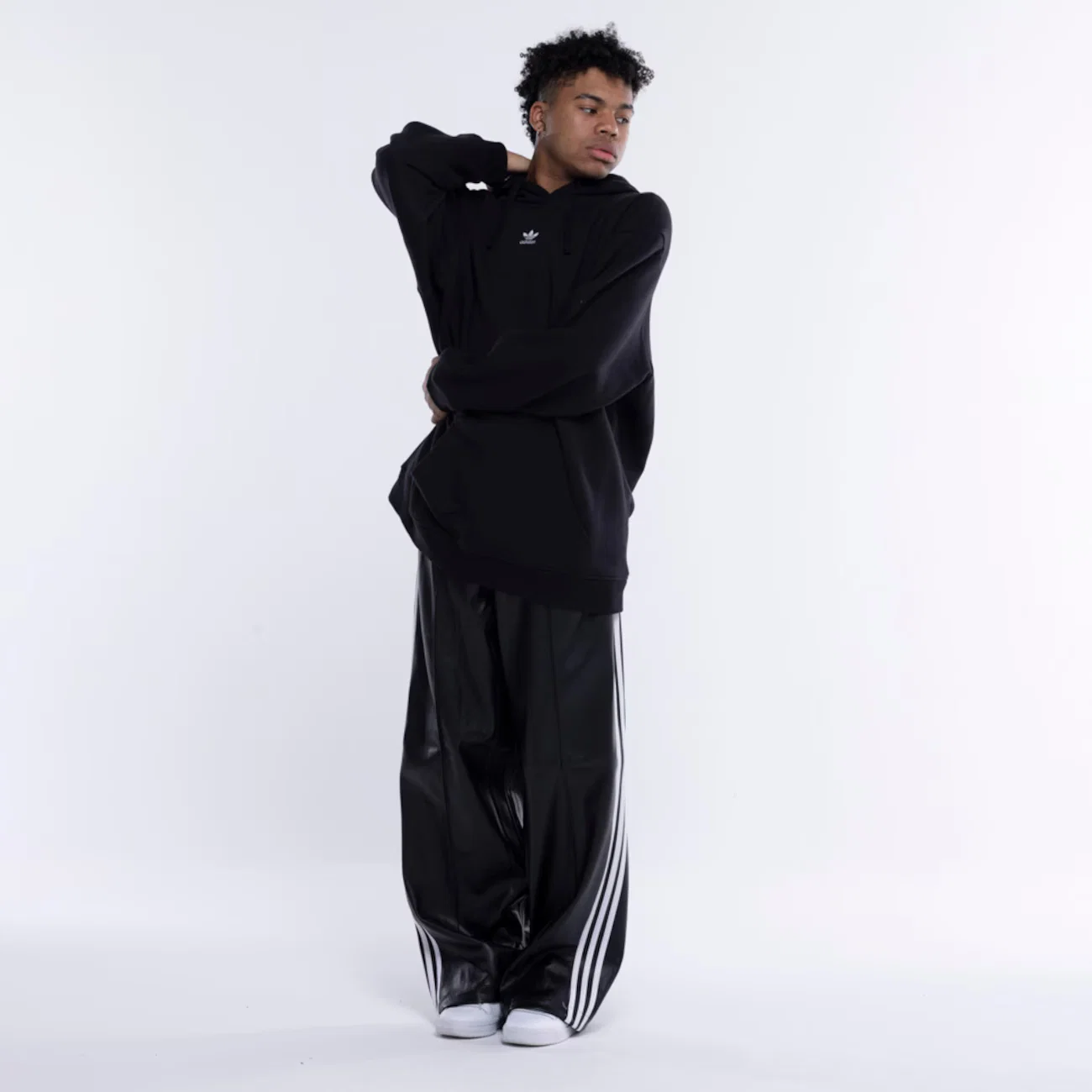 Blusão Adidas com Capuz Essentials