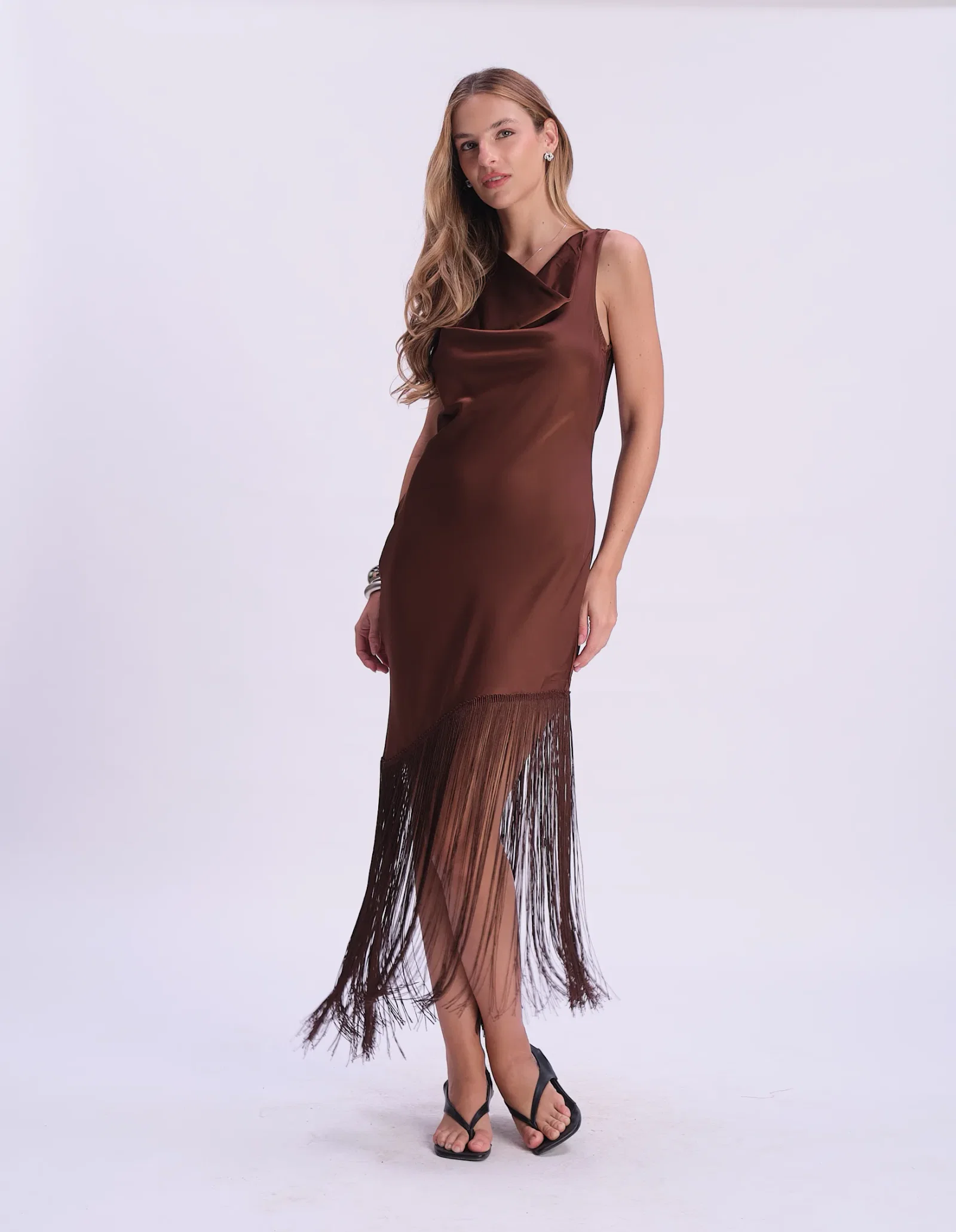 Vestido Longo Tule Drapeado Com Fivela - Marrom