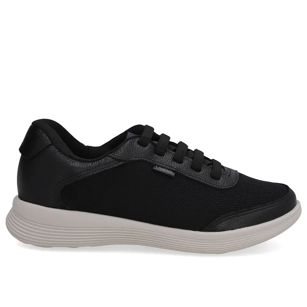 Tênis Couro Preto Lateral Tecido