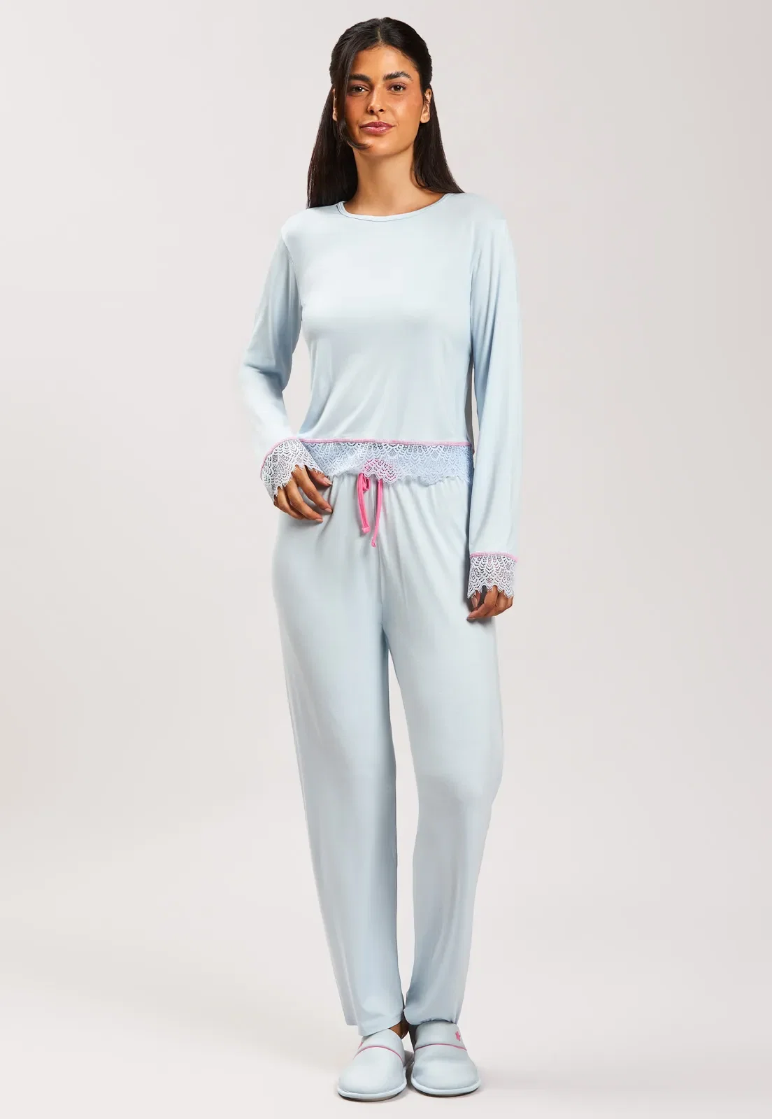Pijama Longo Viscose Stretch Com Renda Baunilha