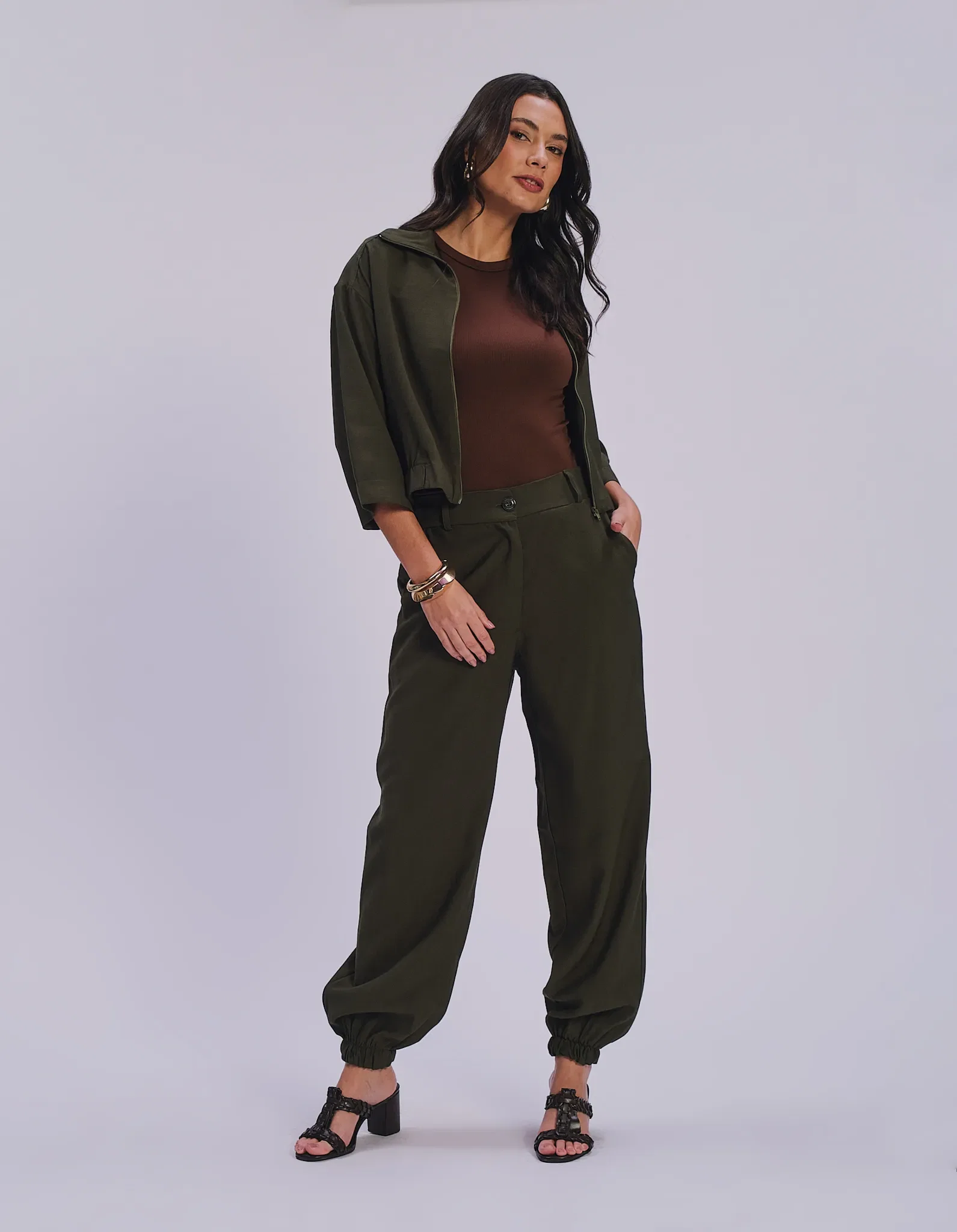 Calça Jogger Alfaiataria - Verde Escuro — imagem 1