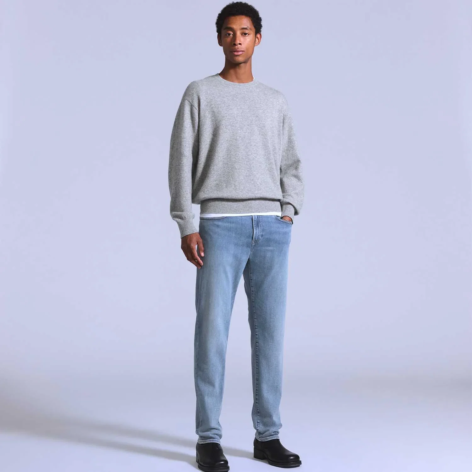 Calça Jeans Levi's® Blue Tab 502® Taper Lavagem Clara — imagem 1