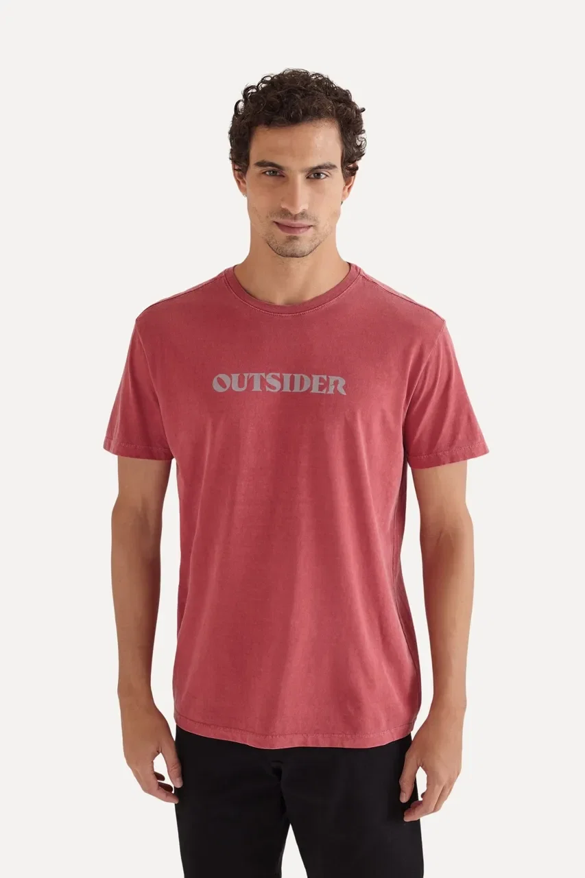Camiseta Estampada Outsider