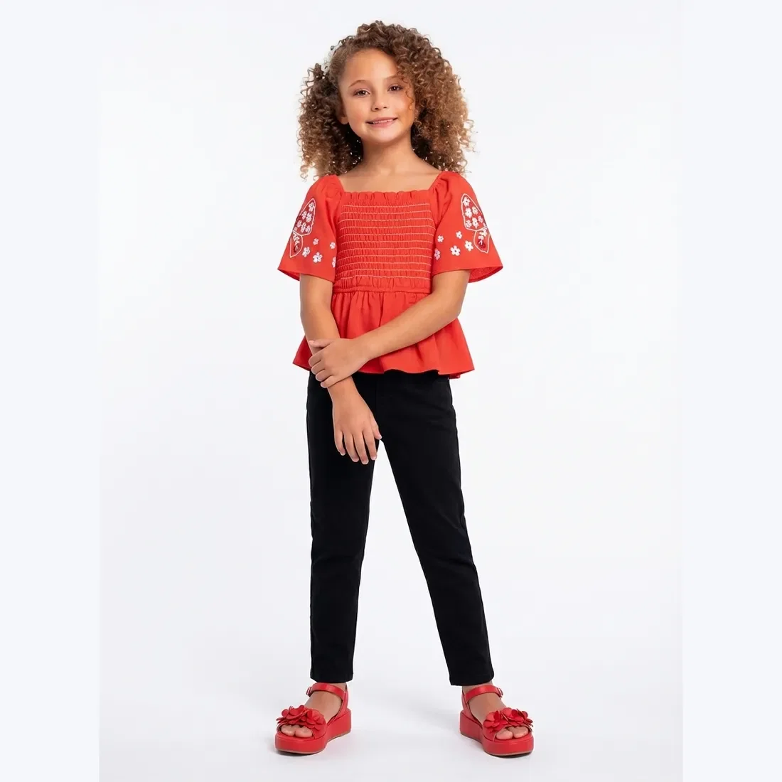 Blusa em cotton leve com lastex e estampa nas mangas — imagem 1