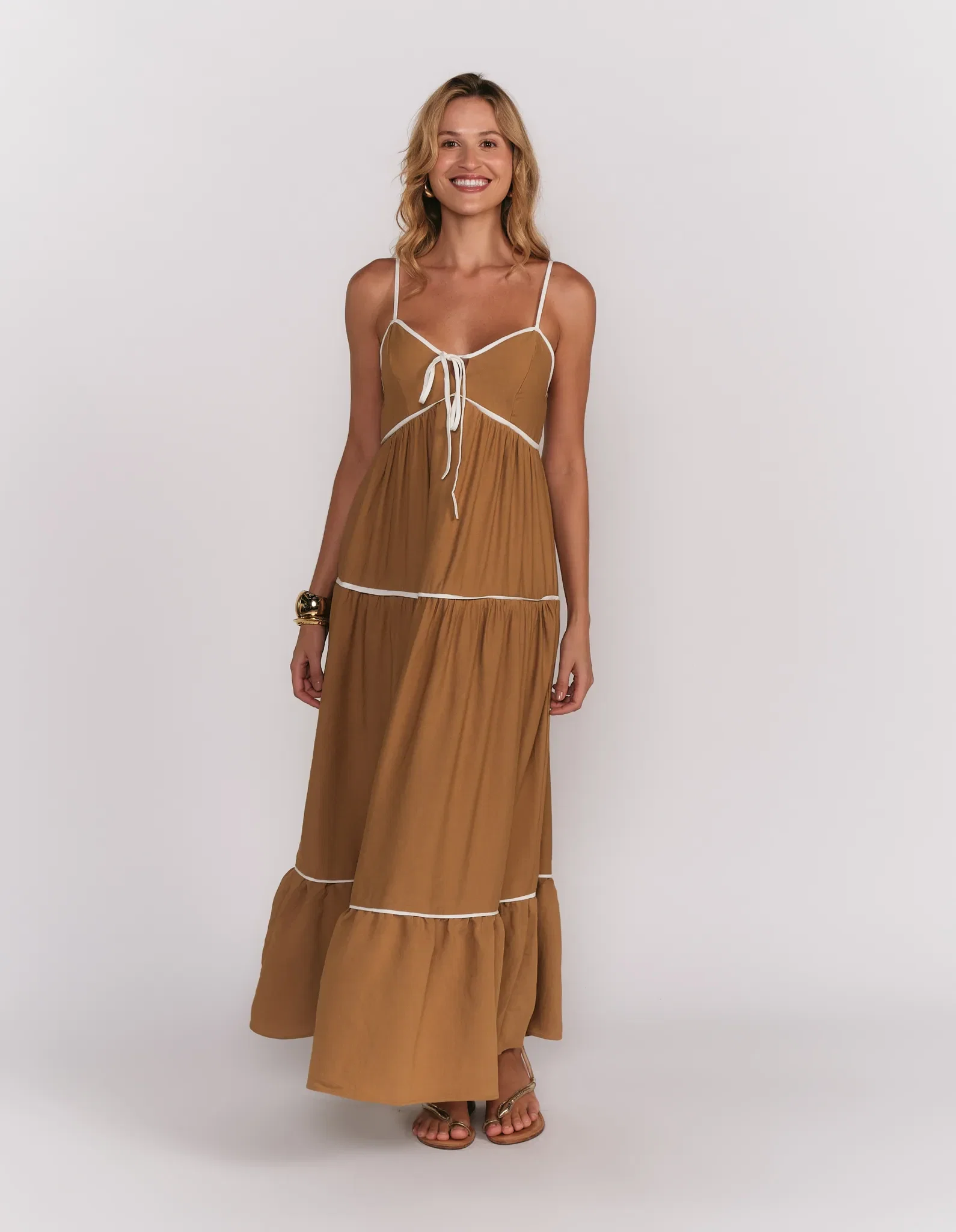 Vestido Longo Detalhe Vivos e Marias - Caramelo — imagem 1