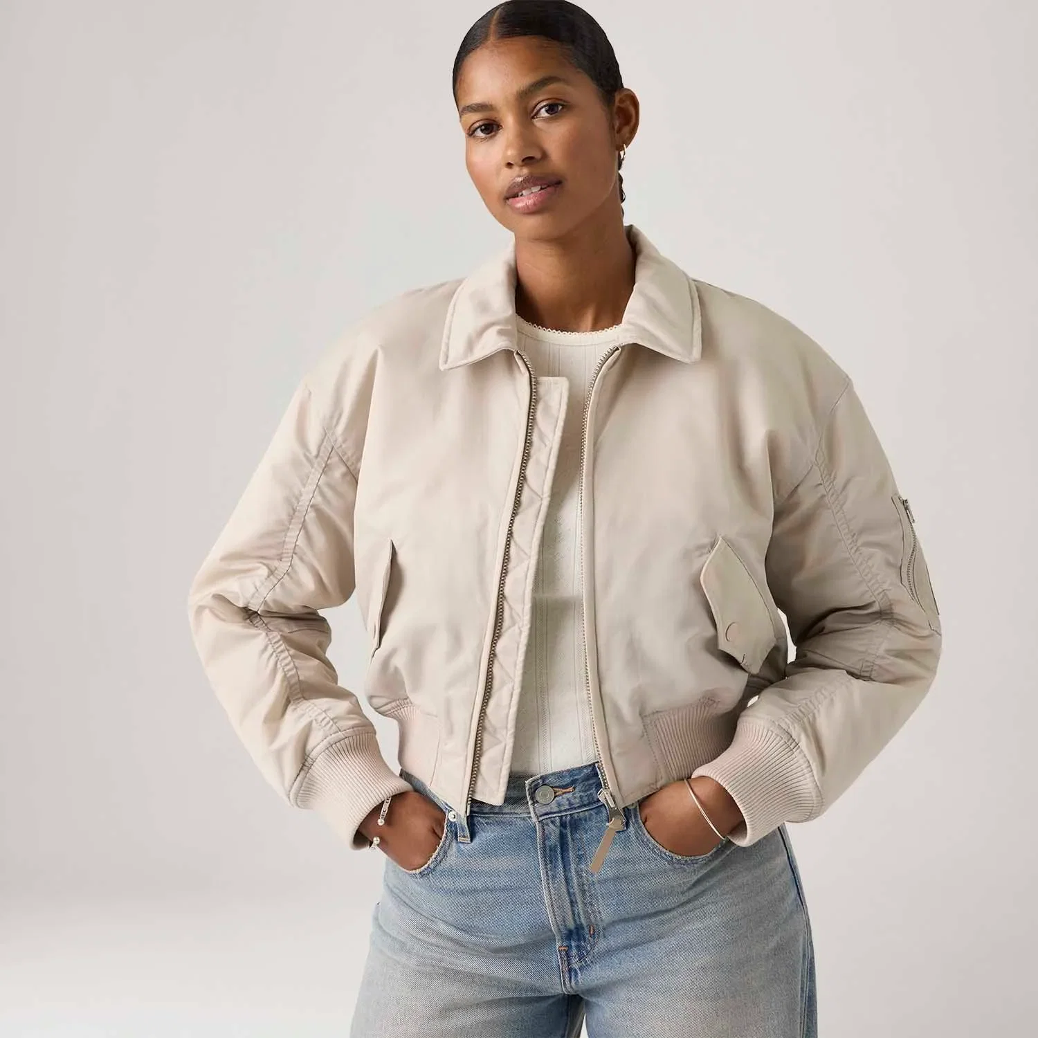 Casaco Levi's® Bowie Crop Bomber Off White — imagem 1
